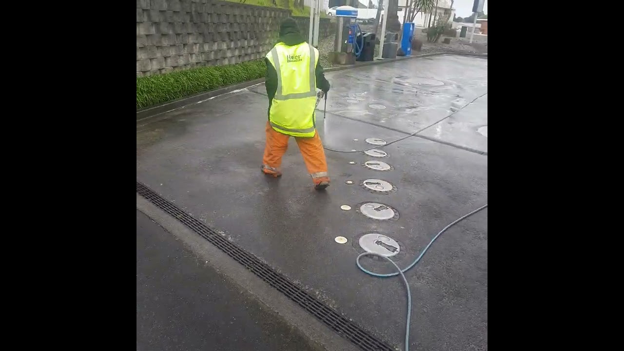 Wash 360 - House Wash NZ - Pressure washing services in Auckland - Truck Wash NZ