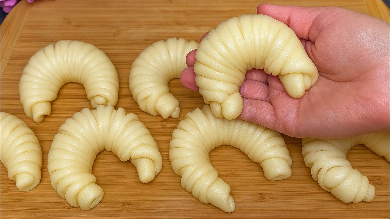 Нежные булочки — просто и красиво! Идеальный рецепт для завтрака.