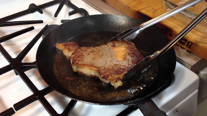 Lodge Carbon Steel Skillet Review, Seasoning & Use 