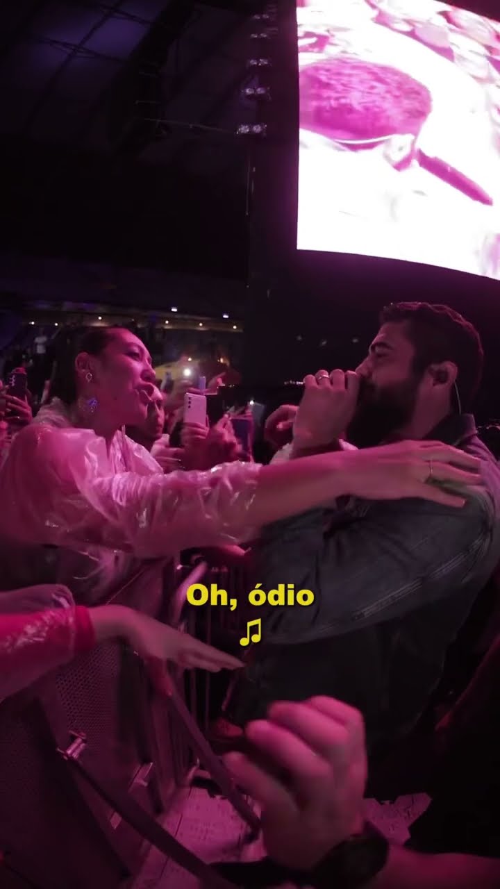 Quem aí sonha com um dueto desse no show de Henrique e Juliano? (Equipe HeJ)