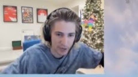 XQC on tryhards players on rust server