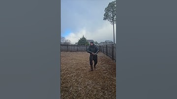 Drawing a shamshir in armor #shamshir