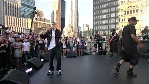 Eminem ft. Jay Z - Renegade (Live on Letterman) [HD 1080p]