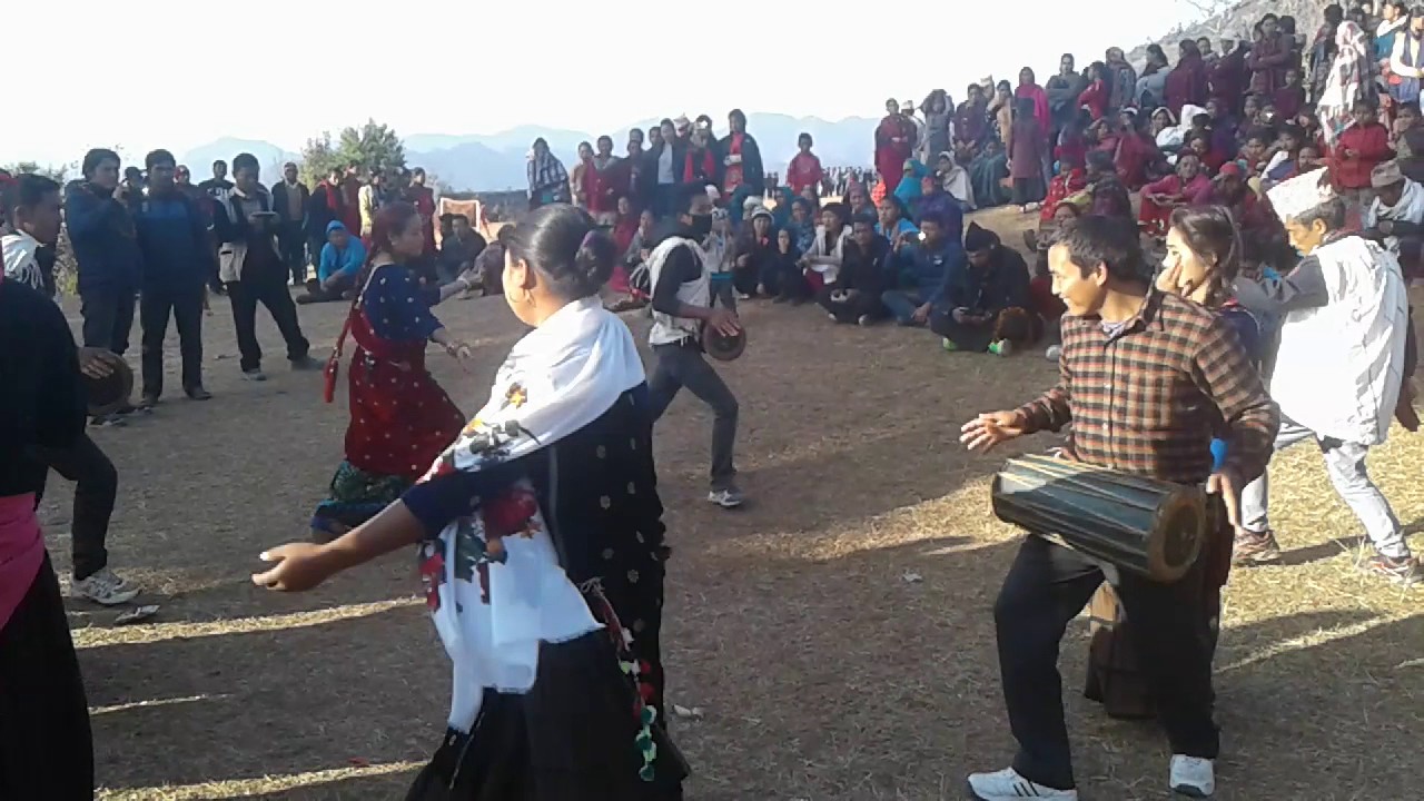 Singaru Nach at Gurunggaun Rolpa 