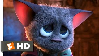 Hotel Transylvania - Sad Bat Scene | Fandango Family Resimi