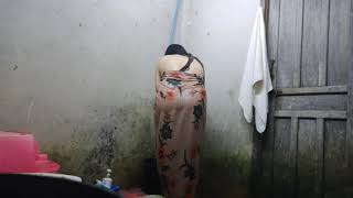 Saib Hlua Nkauj Da Dej