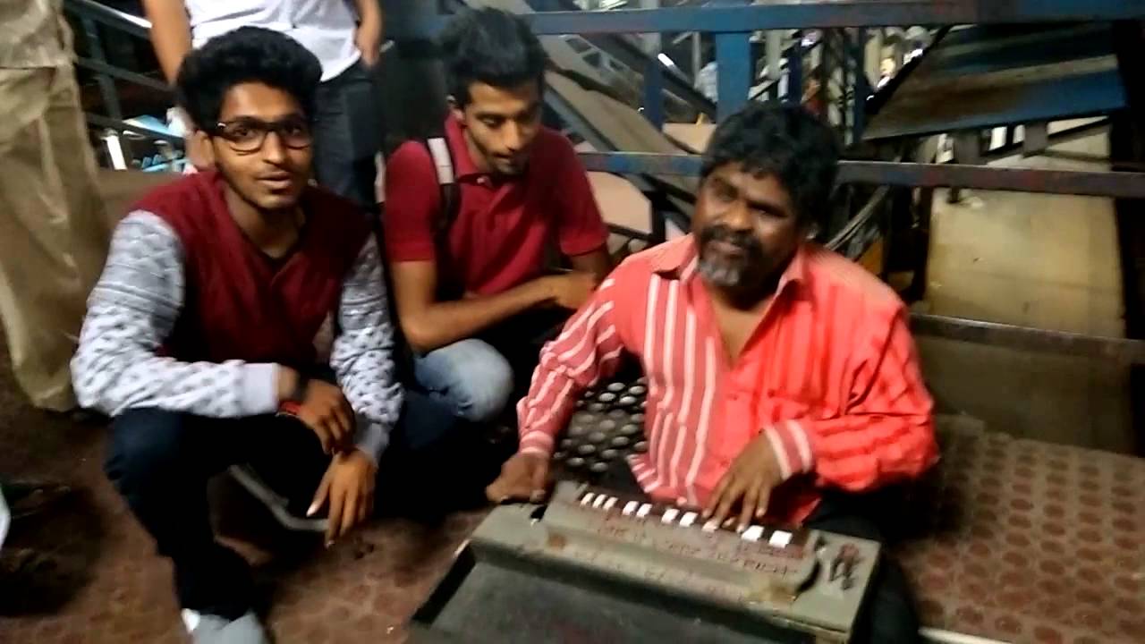 EM 24/7 - Street artist Mr.NAVNATH Ji shiva trance 2018 mp3 download