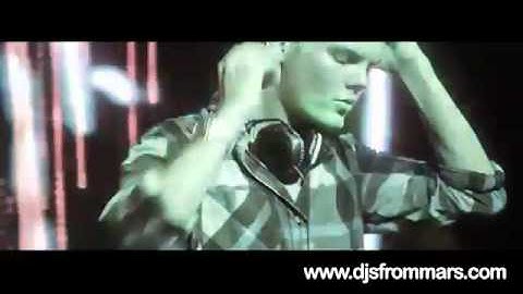 David Guetta vs Avicii   Where Them Levels At Djs From Mars Bootleg Remix