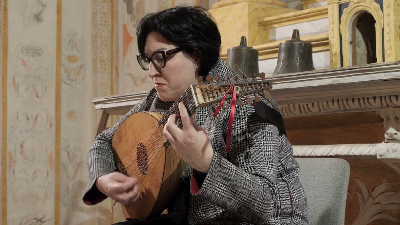 Daniel Bacheler Monsieur's Almaine - Evangelina Mascardi, Renaissance lute