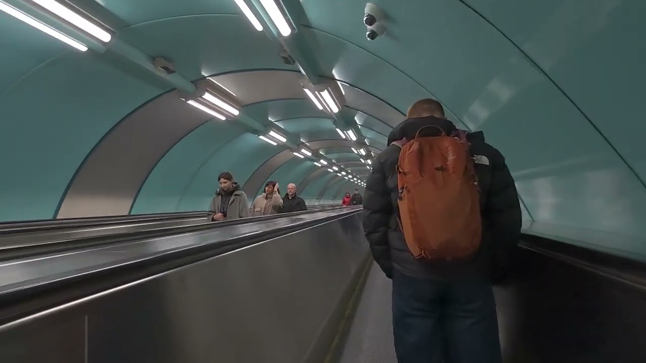 Театр не кино. Спектакль. Мастерская. Что-то в Париже. 