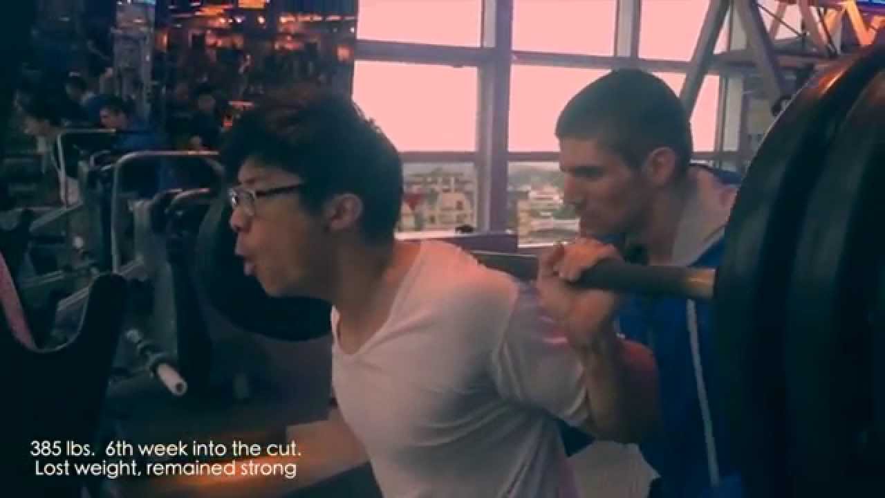 Squatting 385 x 4 on cut. Spotted by cute but alpha white man