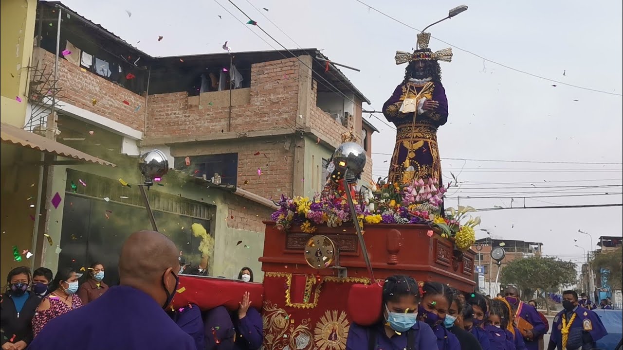 Procesión del Señor Cautivo de Ayabaca V.E.S./ingreso a la casa fundadora/ 2021/RoberJerPhotography©