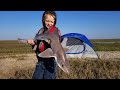 Camping on Abandoned Island - Fishing Crabbing & Coastal Foraging (Catch Cook Camp)