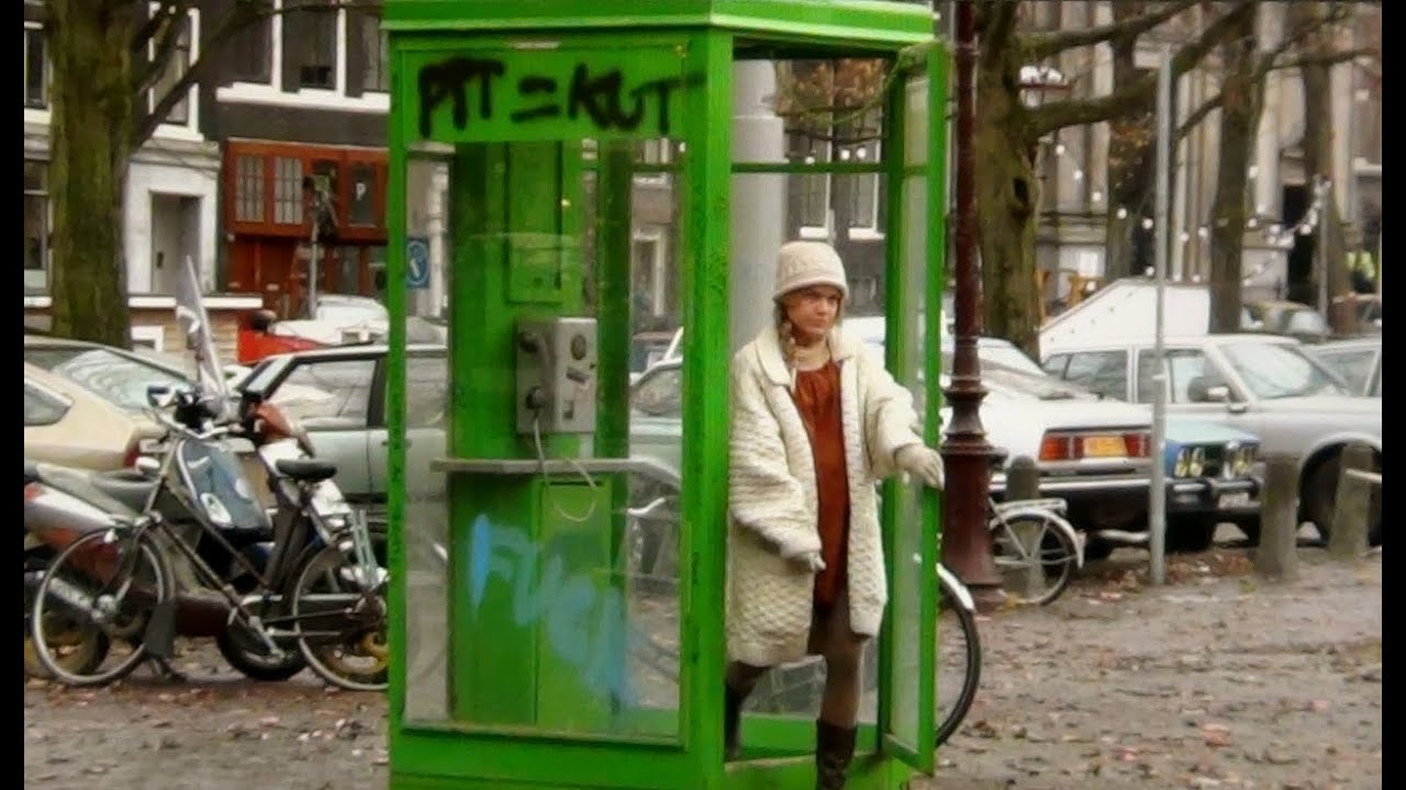 'Sonja Holleeder' bij Opnames Heinekenfilm op het Amstelveld YouTube