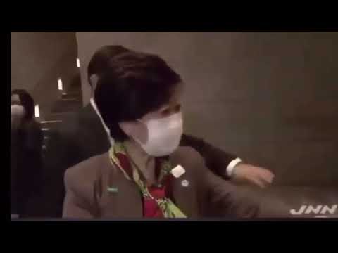 小池都知事　密です　素材