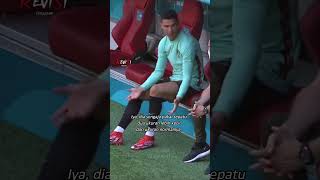 Kenapa Ronaldo pakai sepatu dua ukuran lebih kecil dari kakinya? 😳🤔