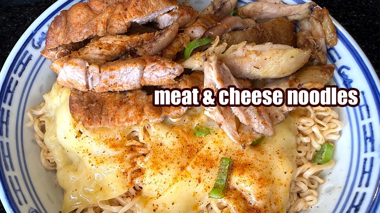 Probeer ook snelle Hong Kong stijl noodles. Hier met kip, kaas, karbonade en met en zonder soep.