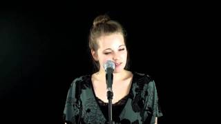 Emilie Henry | Hallelujah (Shrek Cover)