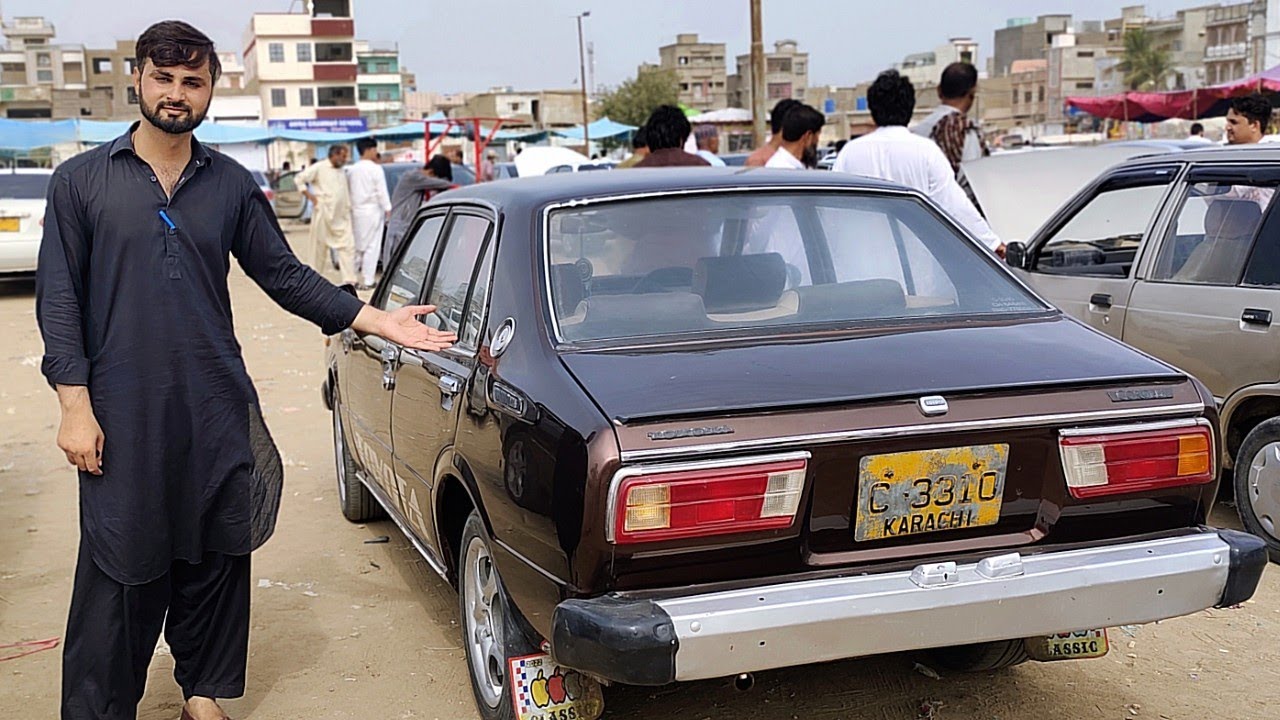 1976 Model Toyota Corrolla For Sale Full AC New Tyres No any type of work.