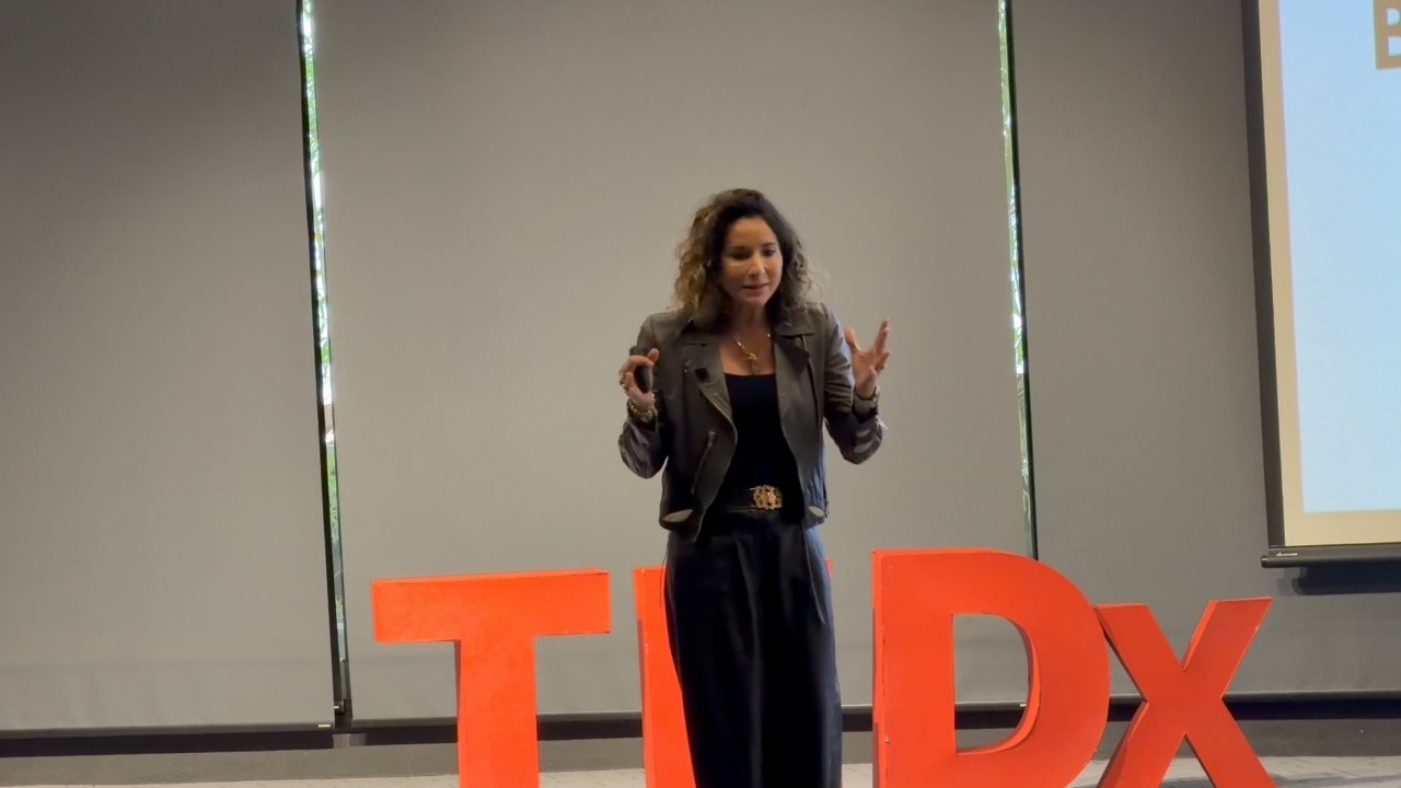 "Es tiempo, no dinero" | Paulina Yazigi | TEDxPUC de Chile