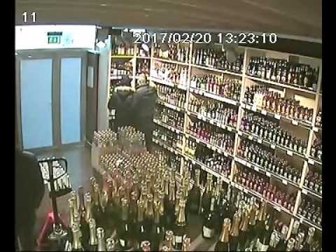 Video: Kokį Alkoholinį Gėrimą Pasiūlyti Panelei Restorane