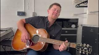 Download lagu Scotty McCreery 'Cab In A Solo' Performance for Concert For Veterans