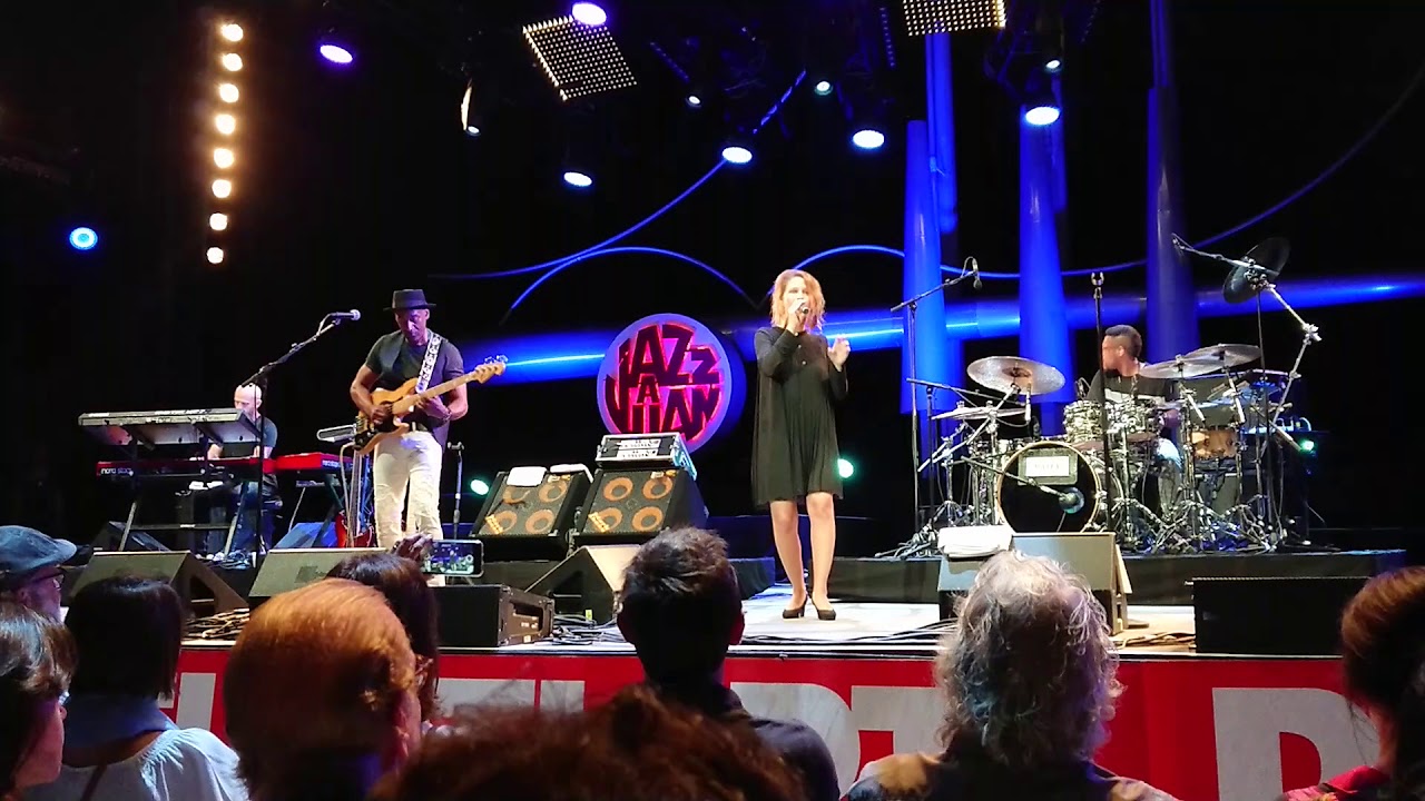 Watch Marcus Miller & Selah SUE - Raggamuffin, Live performance at Jazz a Juan 2018 festival on YouTube Watch Marcus Miller & Selah SUE - Raggamuffin, Live performance at Jazz a Juan 2018 festival on YouTube