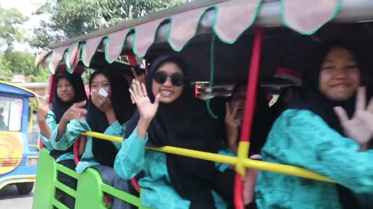 PAWAI TA'ARUF HAFLAH AKHIRUSSANAH PONPES AL-MUNAWWAROH KOTA TEGAL