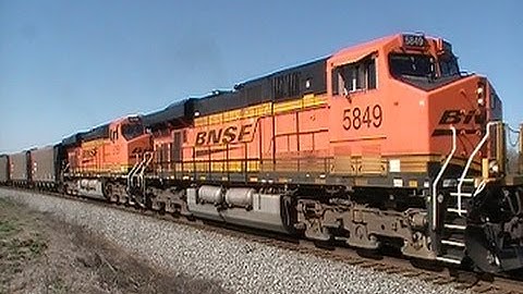 Blooms and Trains at Bunch 2-08-12.mpg