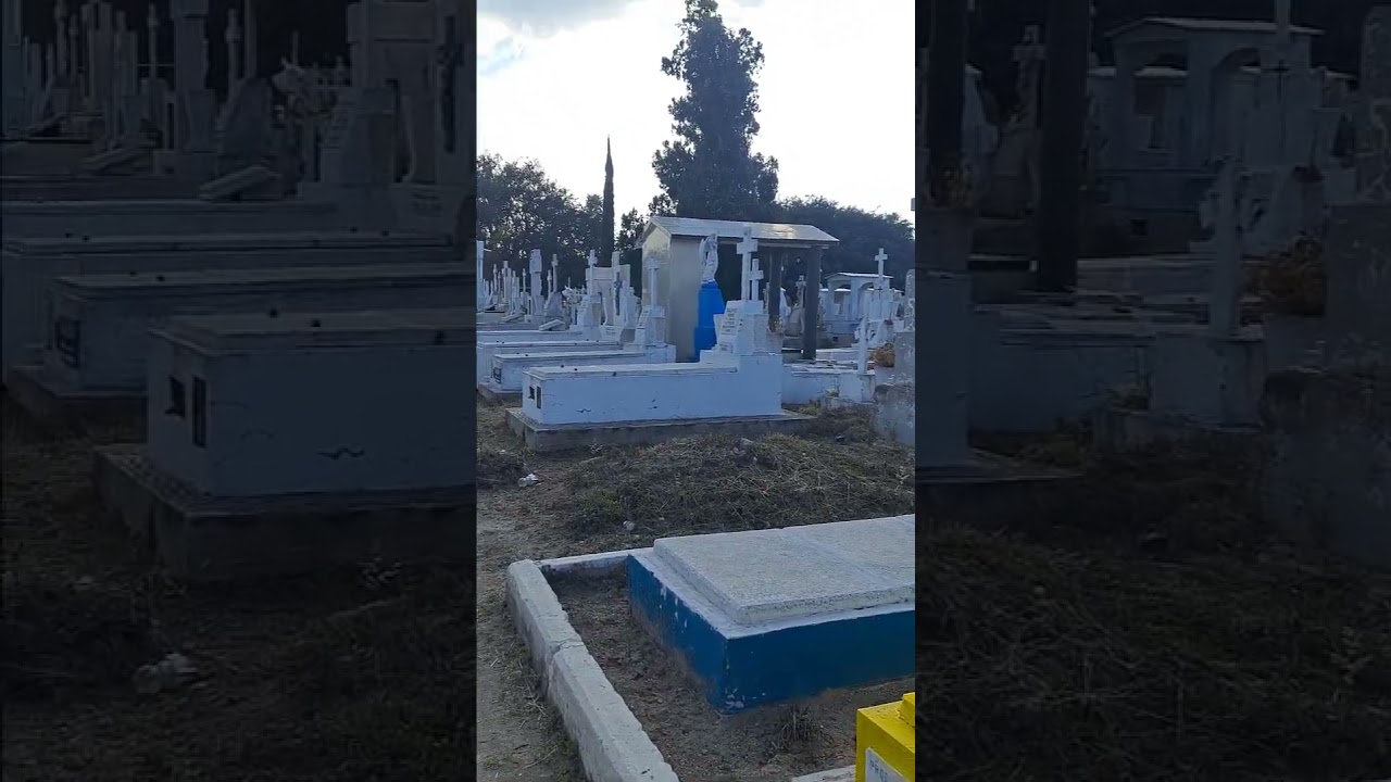 El Niño Fantasma del Cementerio, LOGRASTE VERLO ?? 👻😨  