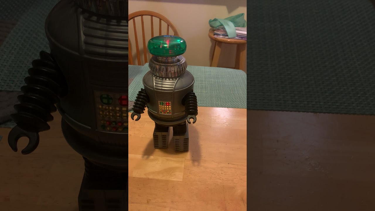 1977 AHM Azrak Hamway B9 Robot Lost In Space