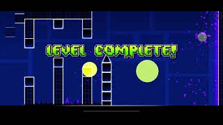 Geometry dash playing level 7-8 simultaneously