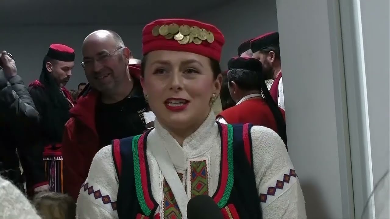 HRONIKA SBIZS 456: „Ličko prelo s’ devet resa“ razgalilo Srb