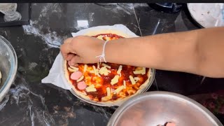 Homemade pizza |V&Skitchen|cooking| screenshot 3