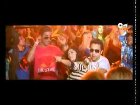 F.A.L.T.U - Char Baj Gaye_ Party Abhi Baki Hai - HQ
