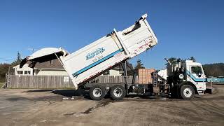 2013 PETERBILT 320 For Sale