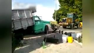 Truck towing Fail: Loader rips motor right out of chassis