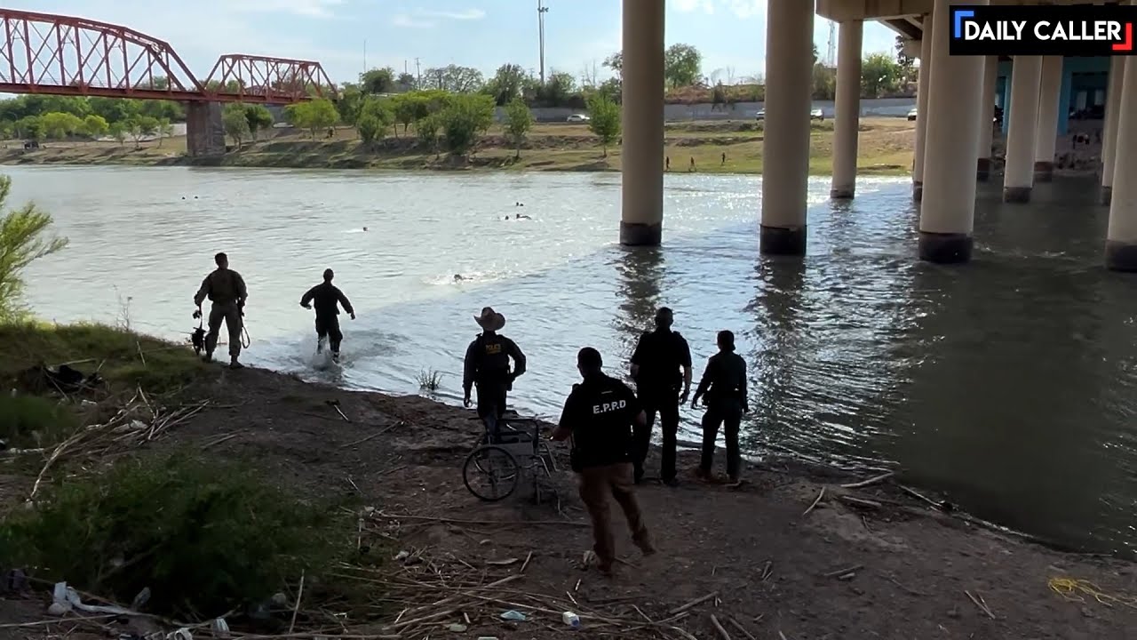 Border Patrol Agent Jumps Into Rio Grande To Save Illegal Migrants From ...