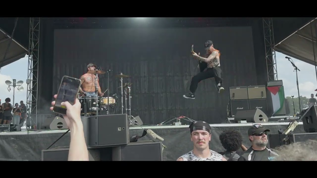 Softplay - "Punk's Dead" live from the pit @ Riot Fest Chicago