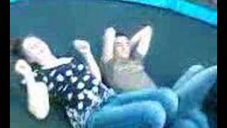 Trampoline randomness