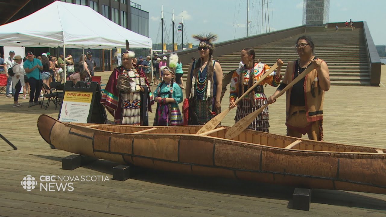 Community canoe relay makes final stop at the Halifax waterfront YouTube