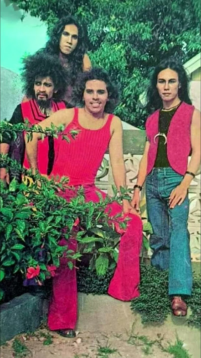 AKA - Badai Bulan Desember 1973 #apotikkaliasin #aka #rockindonesia #legend #feedshorts