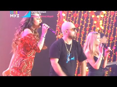 Глюк'oZa feat. Artik & Asti «Пахну лишь тобой» | Праздник для всех влюблённых, 14.02.2018