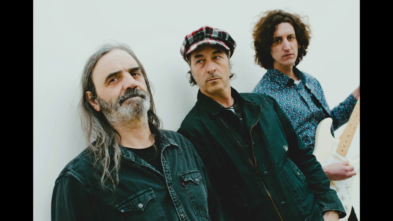 Too Much -  Extra Mile