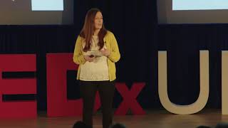 The power of family stories | Elizabeth Gruebel | TEDxURI