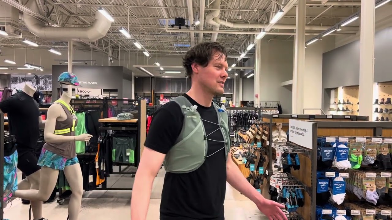 Salomon Active Skin 8 Review (360 View - Full Capacity)