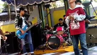JANGAN TERKONTROL by REDAKSIANA (cover UGLY BASTAR