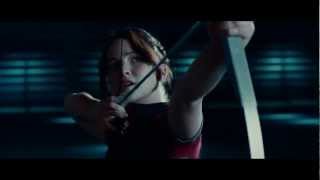 The Hunger Games - Katniss Shoots Apple With Arrow