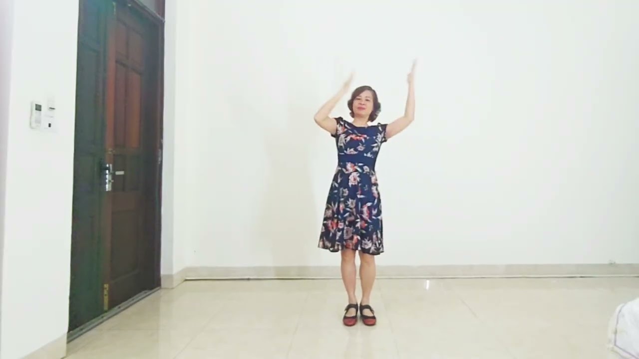 Hướng dẫn chi tiết bài: NHỮNG CÔ GÁI TRÊN QUÊ HƯƠNG QUAN HỌ/Phạm Thị Lịch 