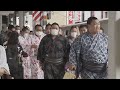 名古屋場所前に力士たちが名古屋入り